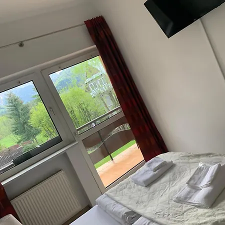 Domek alpejski Sunshine Chalet *