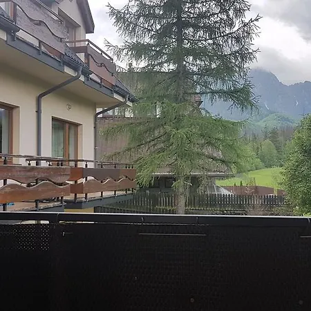 Sunshine Chalet *