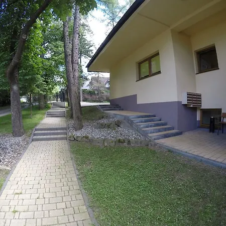 Sunshine Chalet *