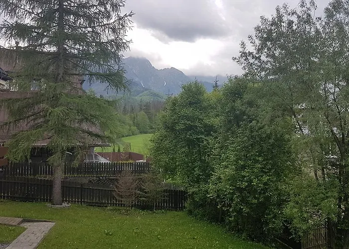 シャレー Sunshine Chalet ザコパネ