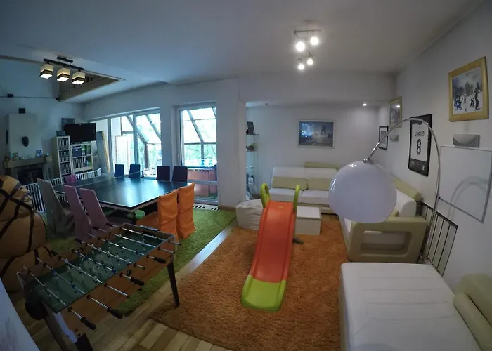 シャレー Sunshine Chalet ザコパネ